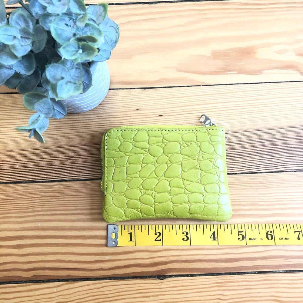 Free people | green alligator wallet. NWOT. - Picture 2 of 6